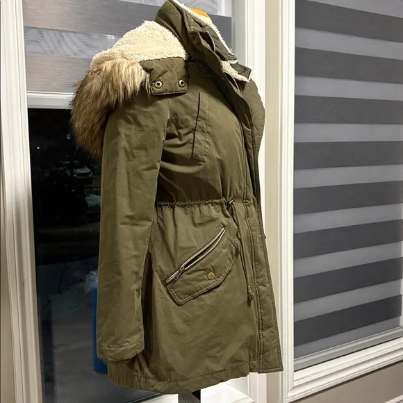 Ricki’s Spring Parka - Picture 2 of 8